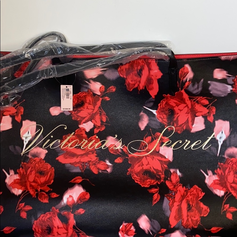 Brand New Victoria Secret Tote Bag